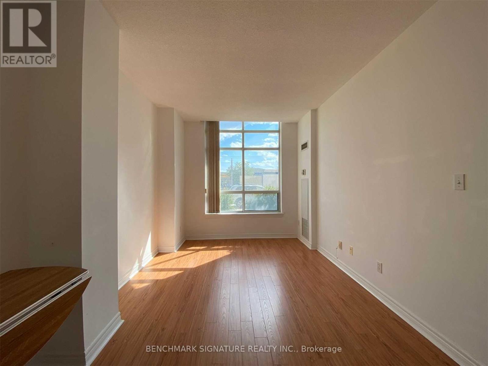 109 - 1700 Eglinton East Avenue, Toronto, Ontario  M4A 2X4 - Photo 11 - C12938020