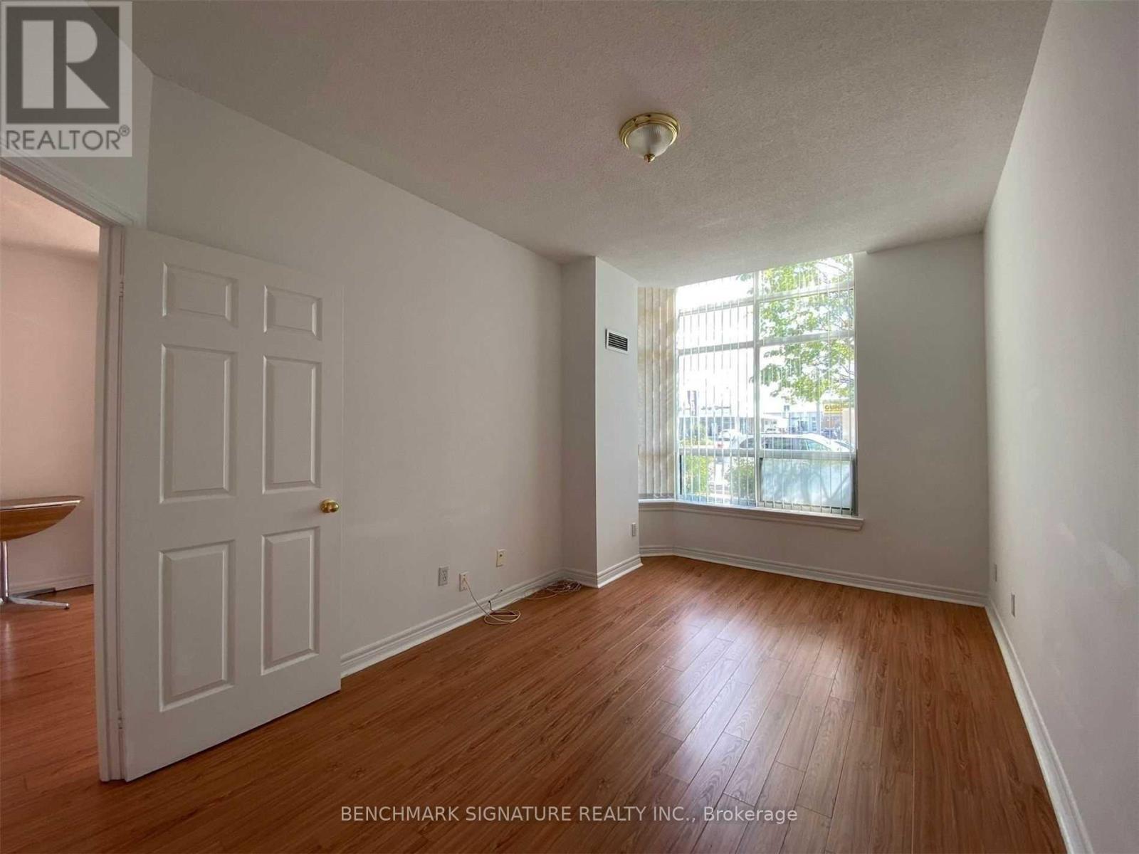 109 - 1700 Eglinton East Avenue, Toronto, Ontario  M4A 2X4 - Photo 12 - C12938020