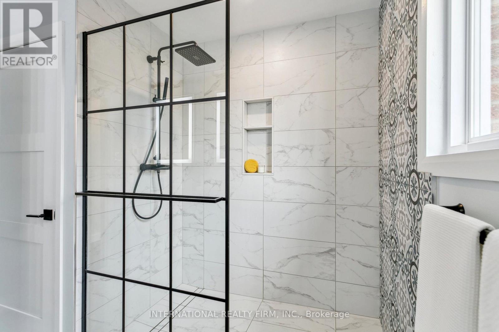 50 Denison Avenue, Toronto, Ontario  M5T 2M8 - Photo 22 - C12938084