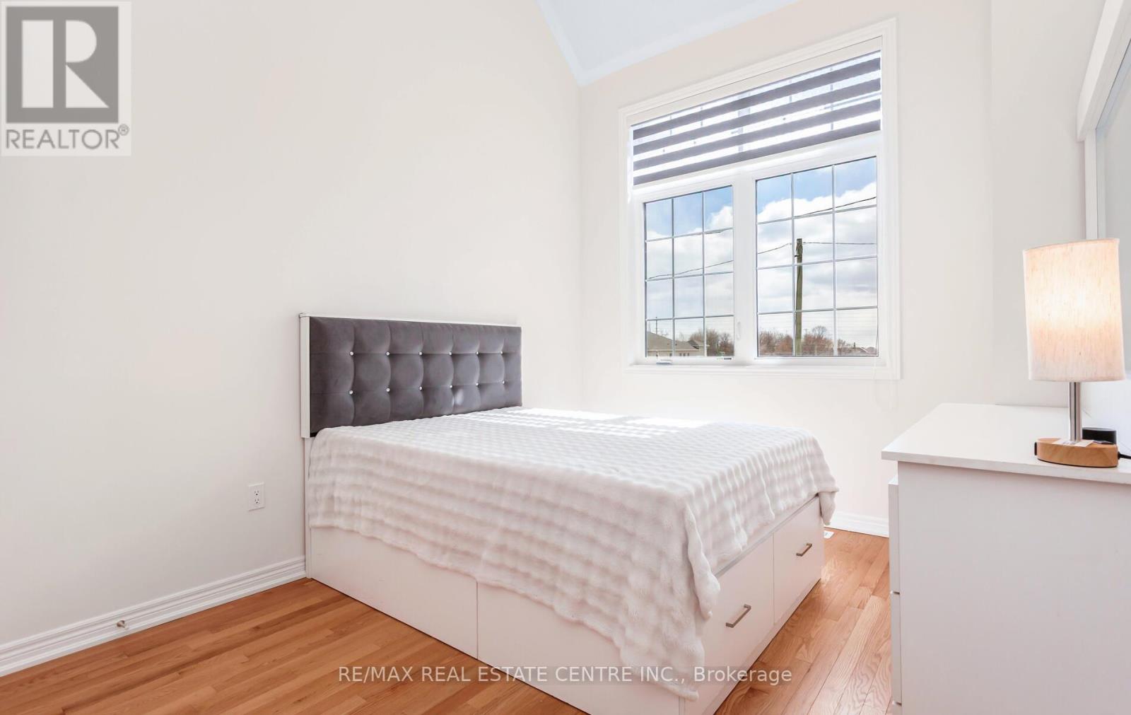 988 Grosbeak Trail, Pickering, Ontario  L1X 0P6 - Photo 25 - E12938058