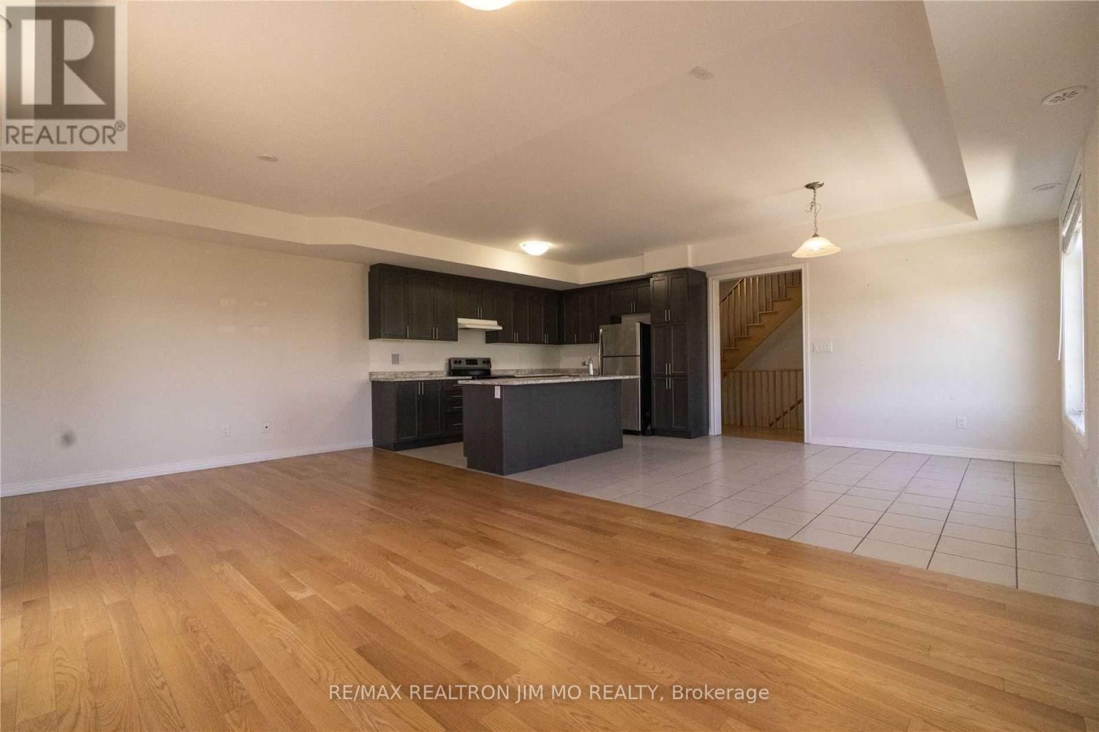 22 John Rudkin Lane, Markham, Ontario  L6B 1N7 - Photo 6 - N12938004