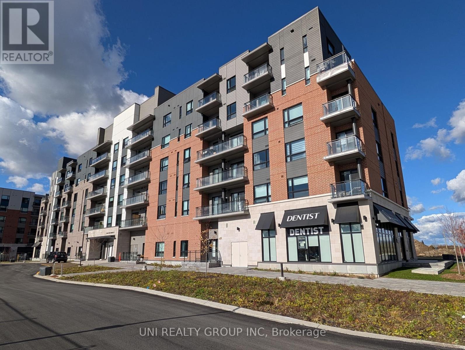 513 - 1350 Hemlock Road, Ottawa, Ontario  K1K 5C2 - Photo 3 - X12938078