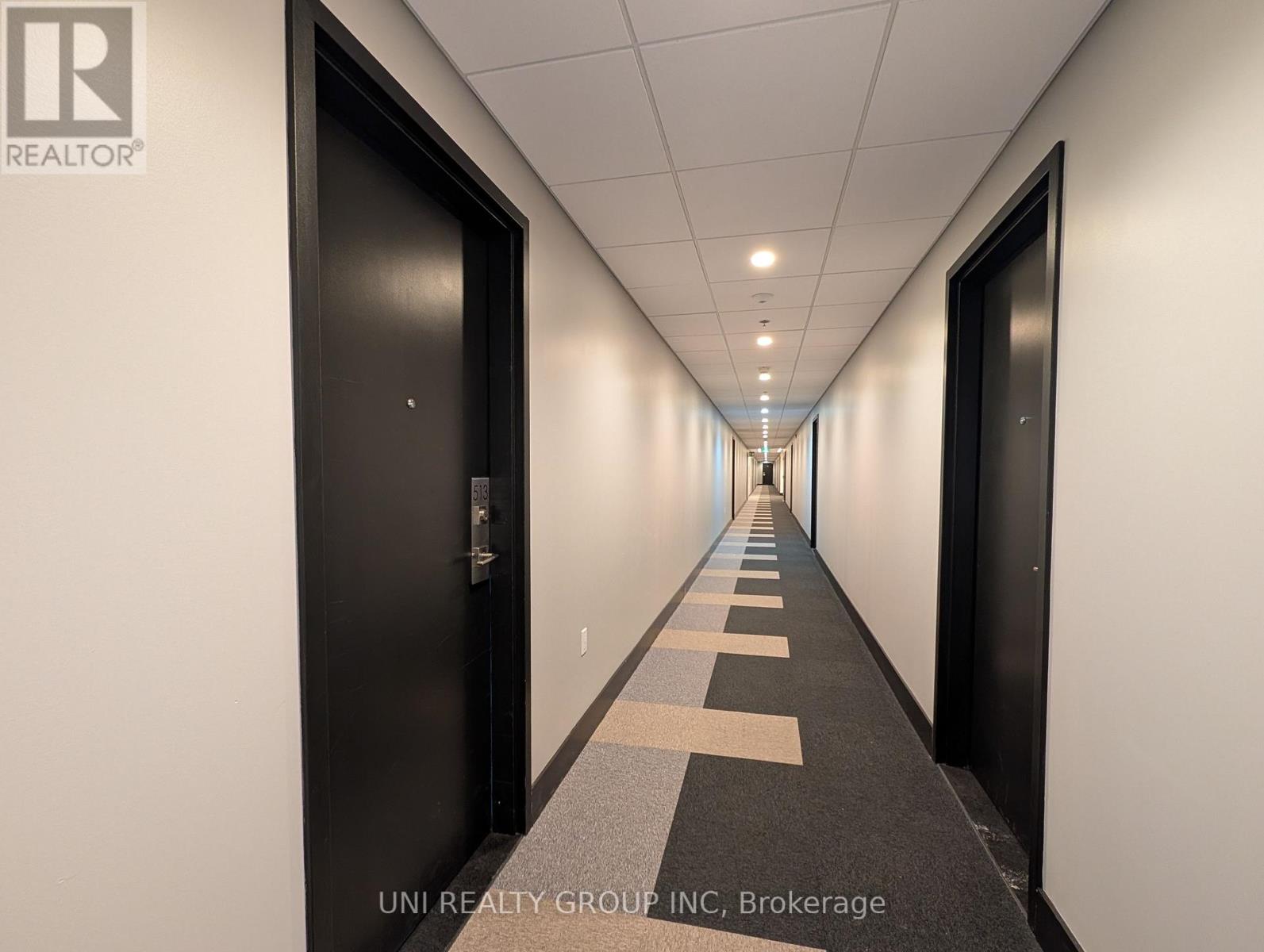 513 - 1350 Hemlock Road, Ottawa, Ontario  K1K 5C2 - Photo 8 - X12938078