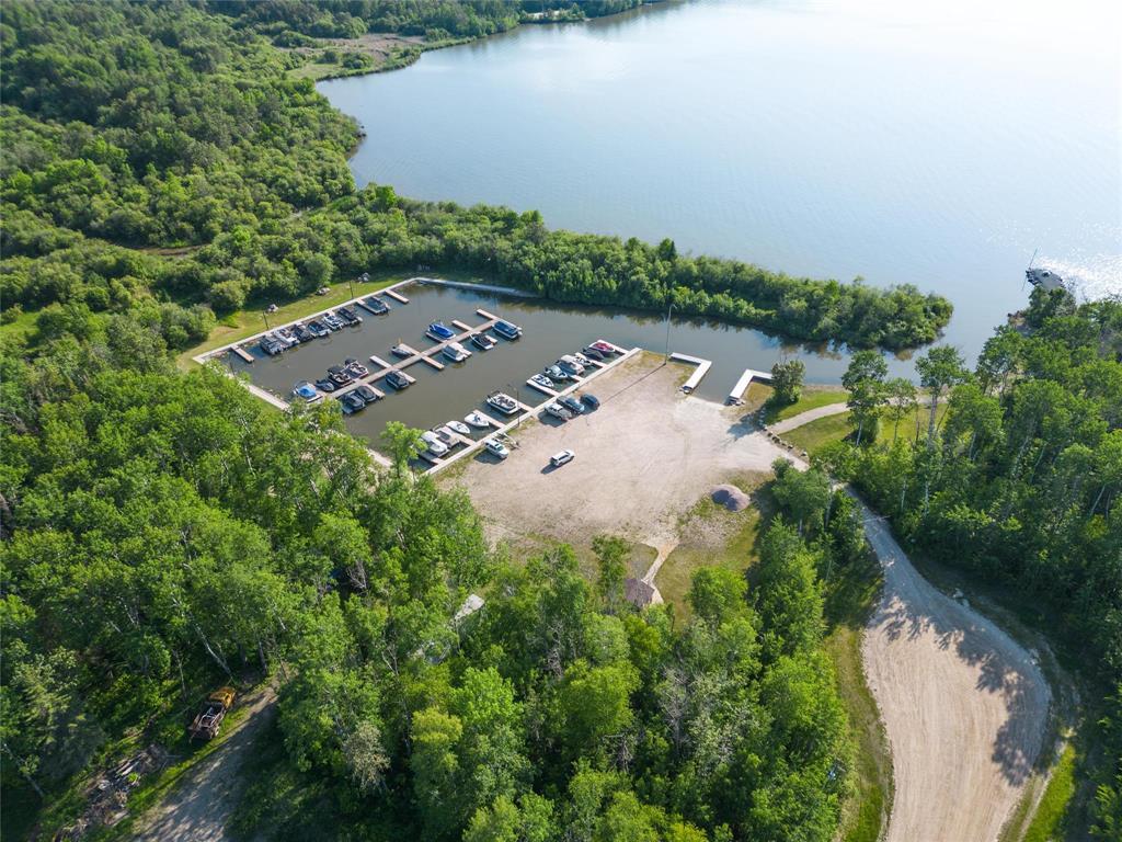 86 Fred Jeschke Drive, Lac Du Bonnet Rm, Manitoba  R0E 1A0 - Photo 5 - 202604668