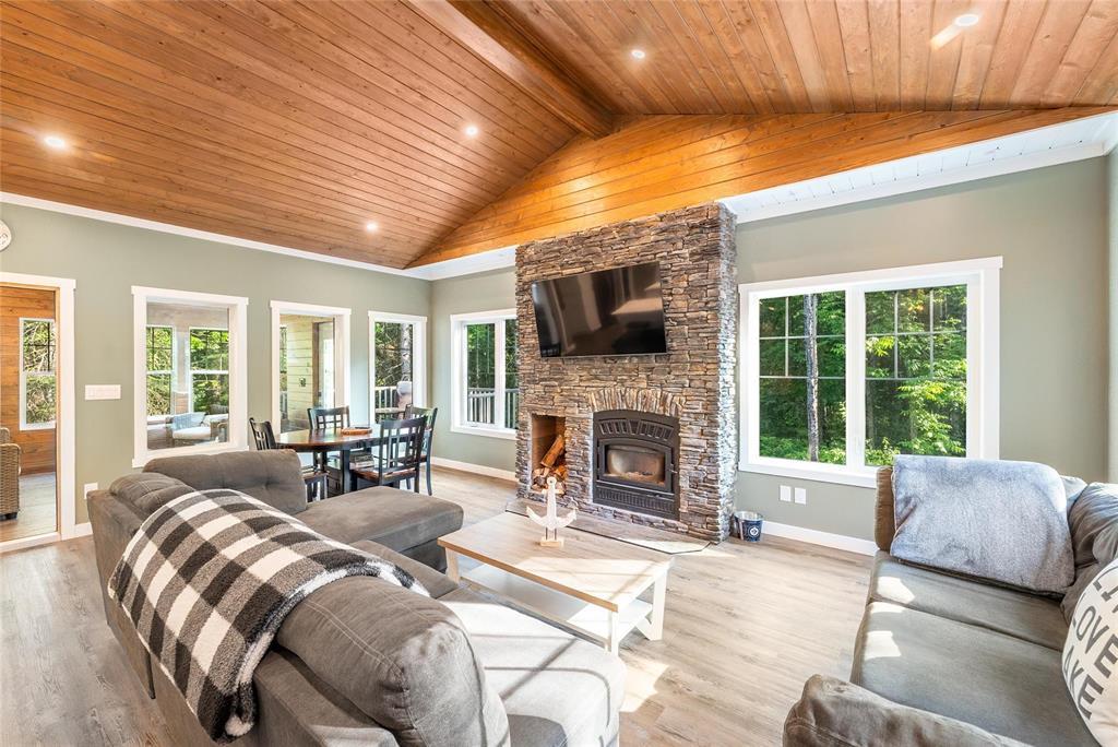 86 Fred Jeschke Drive, Lac Du Bonnet Rm, Manitoba  R0E 1A0 - Photo 6 - 202604668