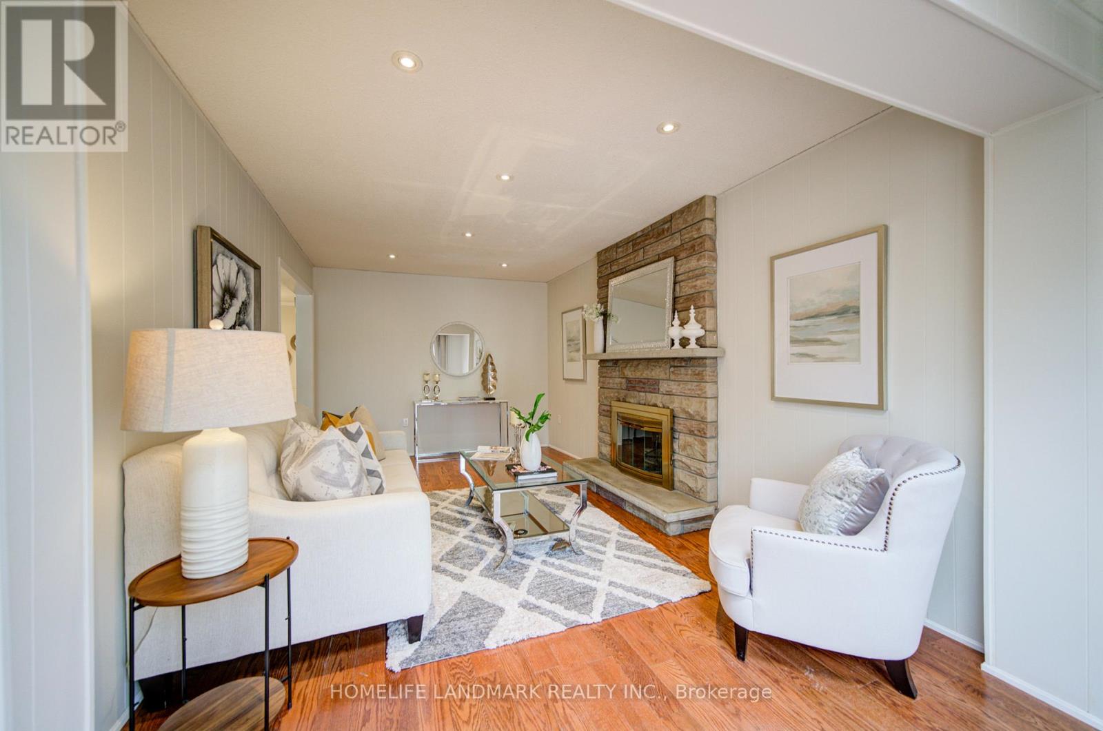 1111 Deer Run, Mississauga (Creditview), Ontario  L5C 3P7 - Photo 19 - W12938010