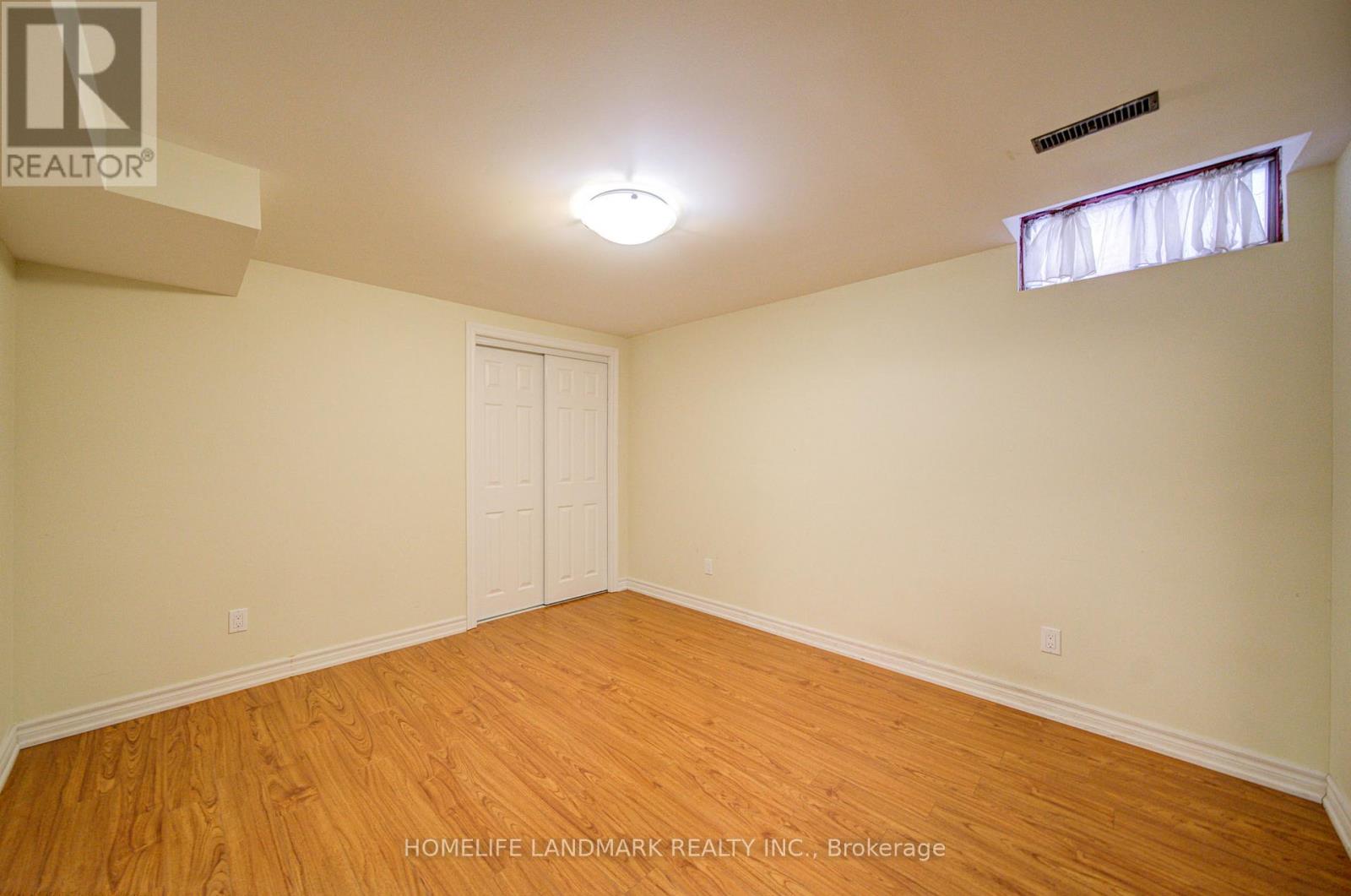 1111 Deer Run, Mississauga (Creditview), Ontario  L5C 3P7 - Photo 42 - W12938010