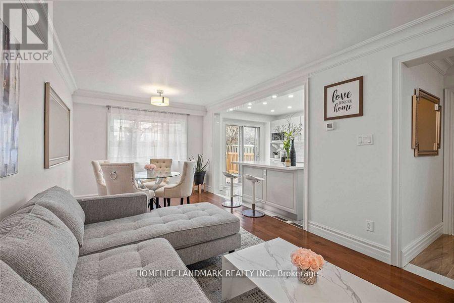 2746 Willowmore Way, Mississauga (Meadowvale), Ontario  L5N 3N9 - Photo 6 - W12938026