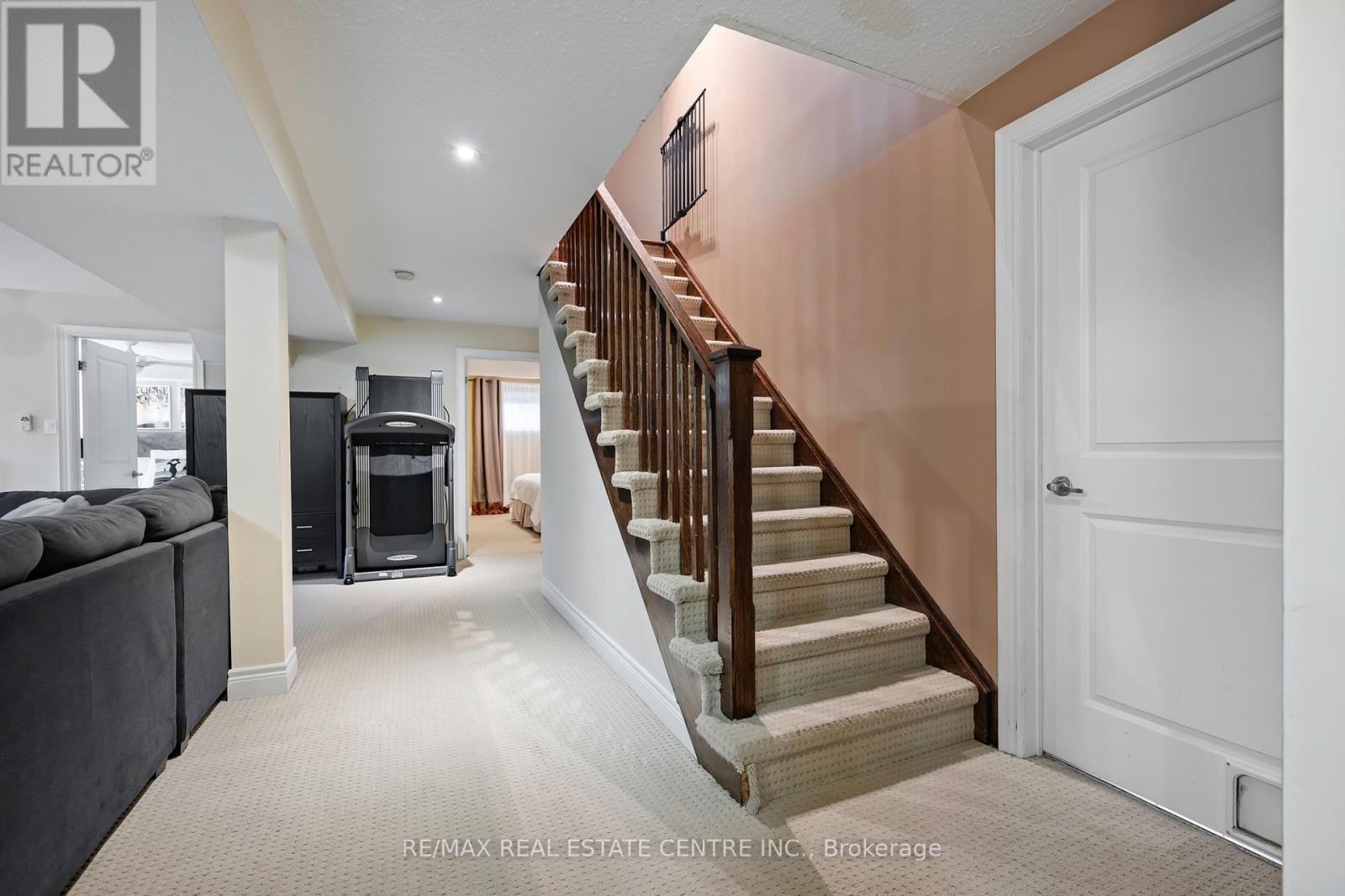 59 Young Court, Orangeville, Ontario  L9W 0A8 - Photo 40 - W12938062