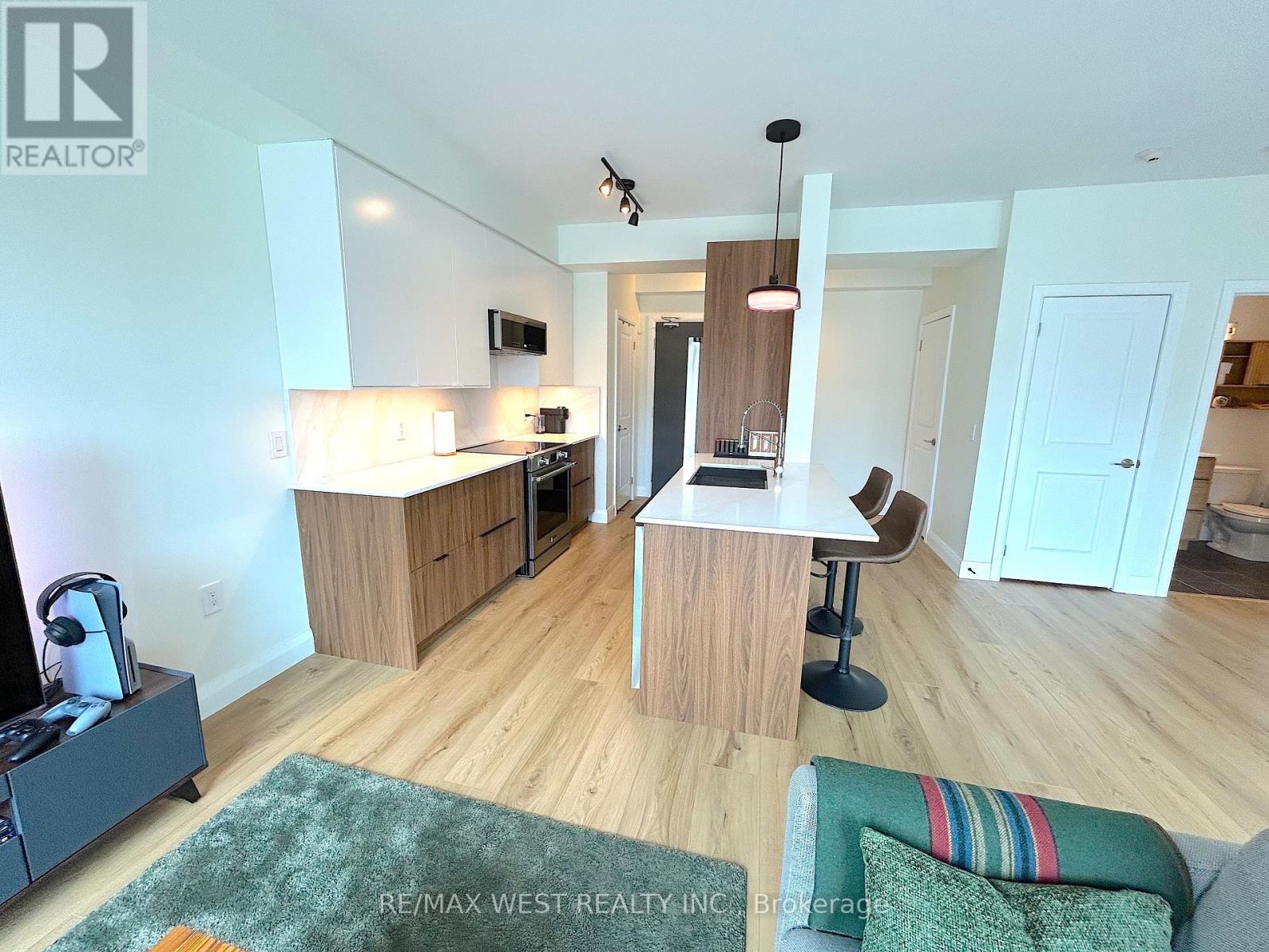 309 - 2375 Bronte Road, Oakville, Ontario  L6M 1P5 - Photo 8 - W12938086