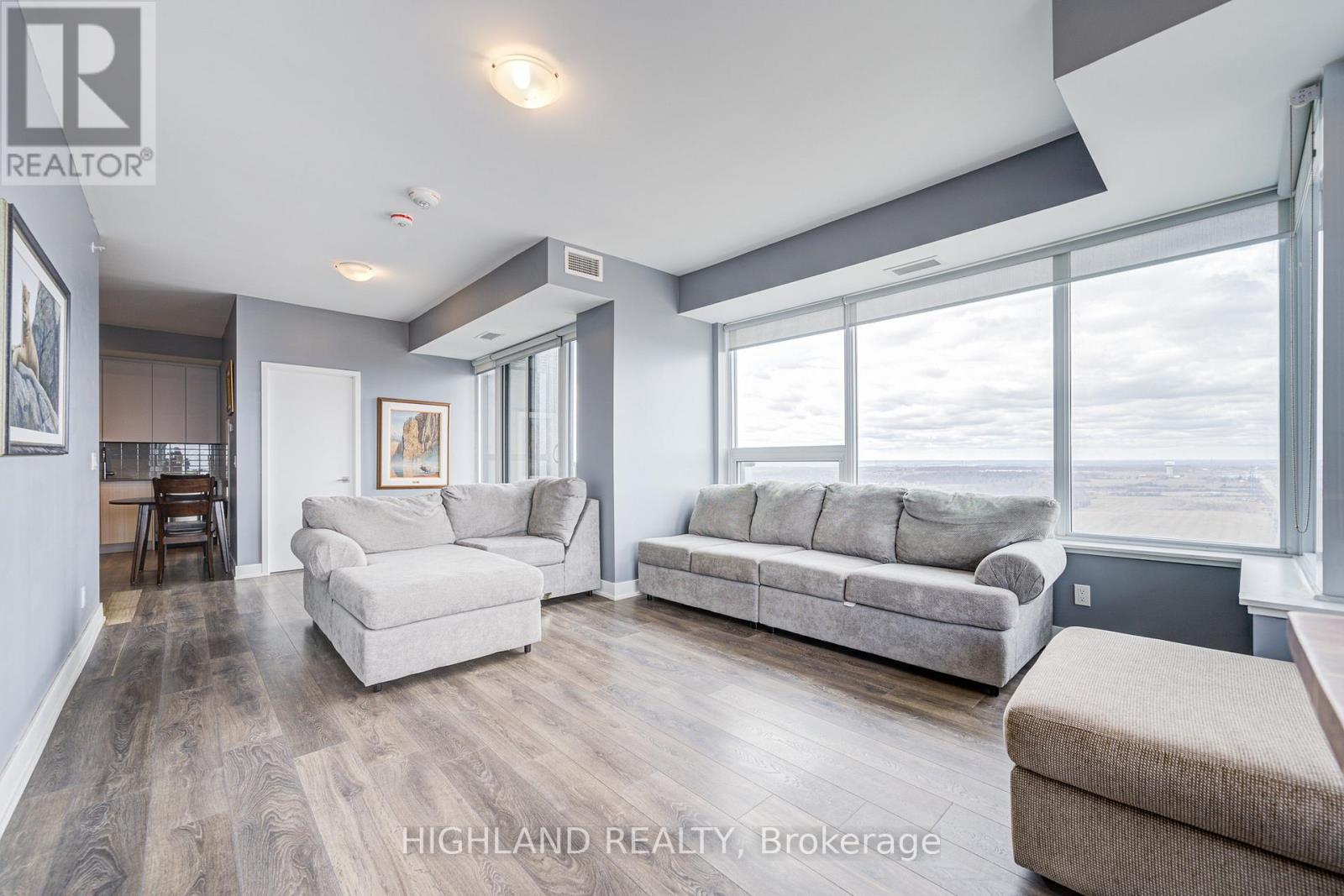 2108 - 297 Oak Walk Drive, Oakville, Ontario  L6H 3R6 - Photo 19 - W12938090