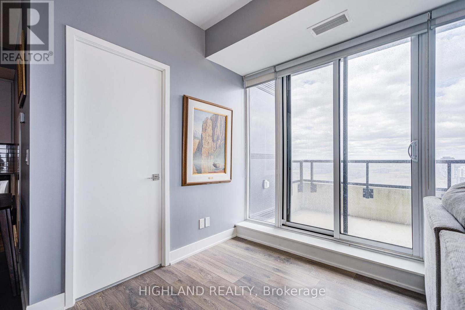 2108 - 297 Oak Walk Drive, Oakville, Ontario  L6H 3R6 - Photo 21 - W12938090