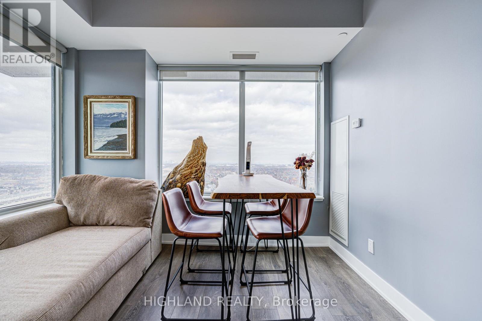 2108 - 297 Oak Walk Drive, Oakville, Ontario  L6H 3R6 - Photo 22 - W12938090