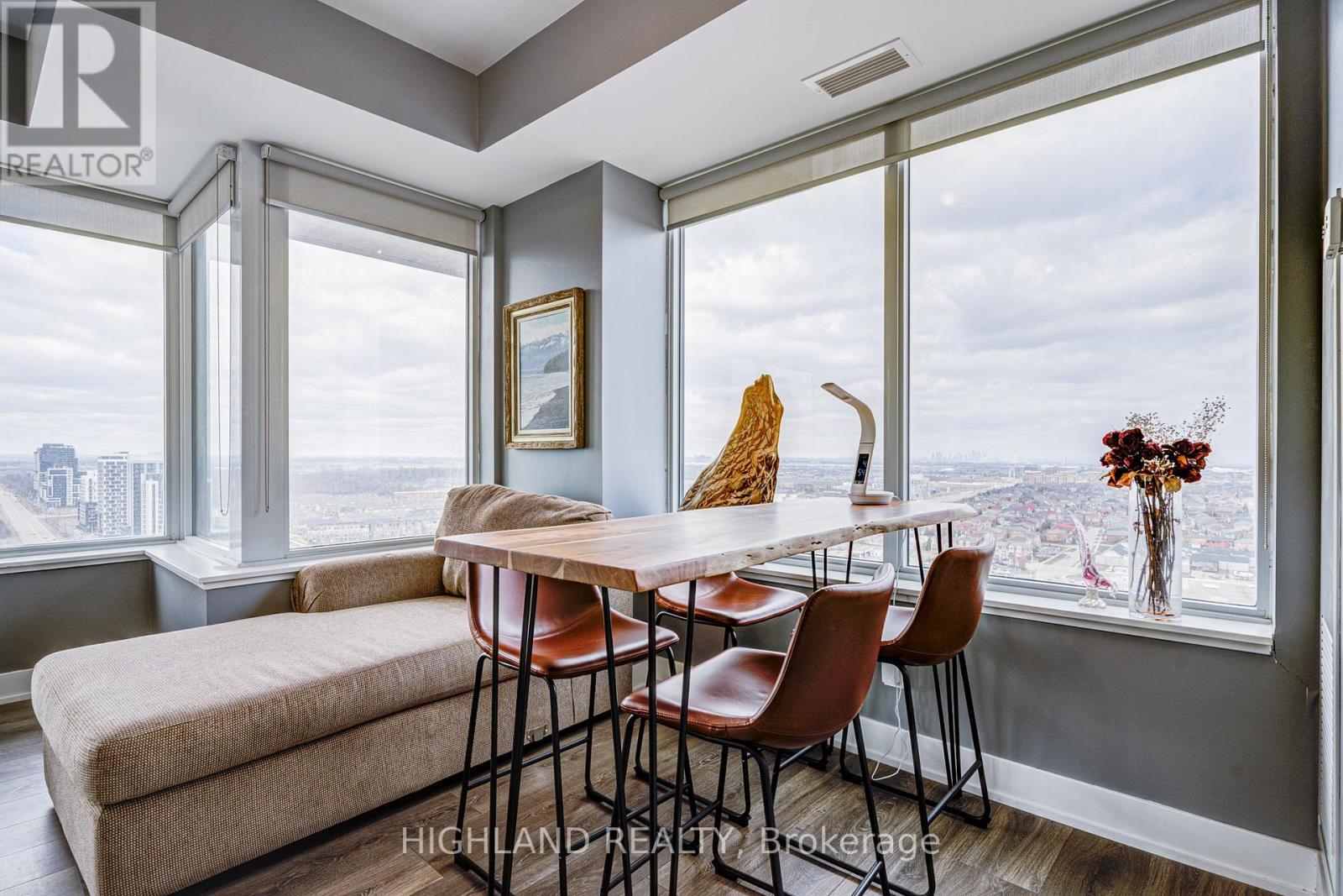 2108 - 297 Oak Walk Drive, Oakville, Ontario  L6H 3R6 - Photo 24 - W12938090