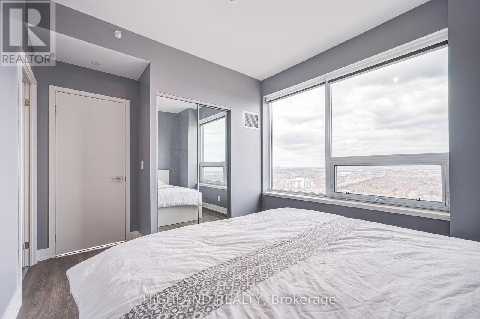 2108 - 297 Oak Walk Drive, Oakville, Ontario  L6H 3R6 - Photo 29 - W12938090