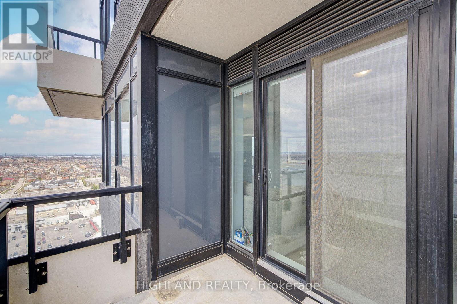 2108 - 297 Oak Walk Drive, Oakville, Ontario  L6H 3R6 - Photo 39 - W12938090