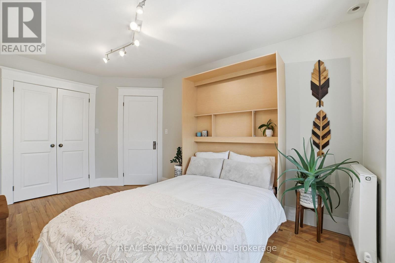 101 Bertmount Avenue, Toronto, Ontario M4M 2X8 - Photo 13 - E12805942