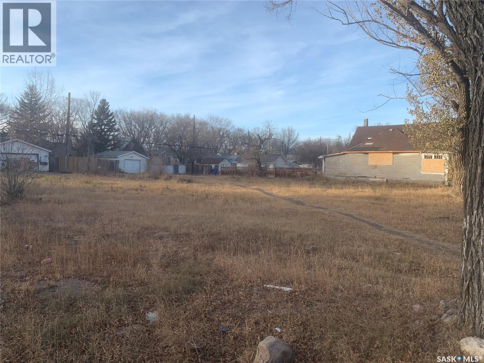 1252 Retallack Street, Regina, Saskatchewan  S4T 2H7 - Photo 2 - SK031427