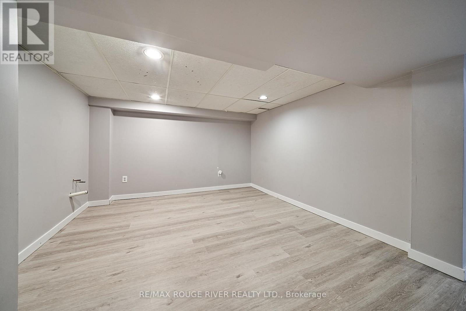 1073 King Street E, Oshawa, Ontario  L1H 1H6 - Photo 37 - E12860308