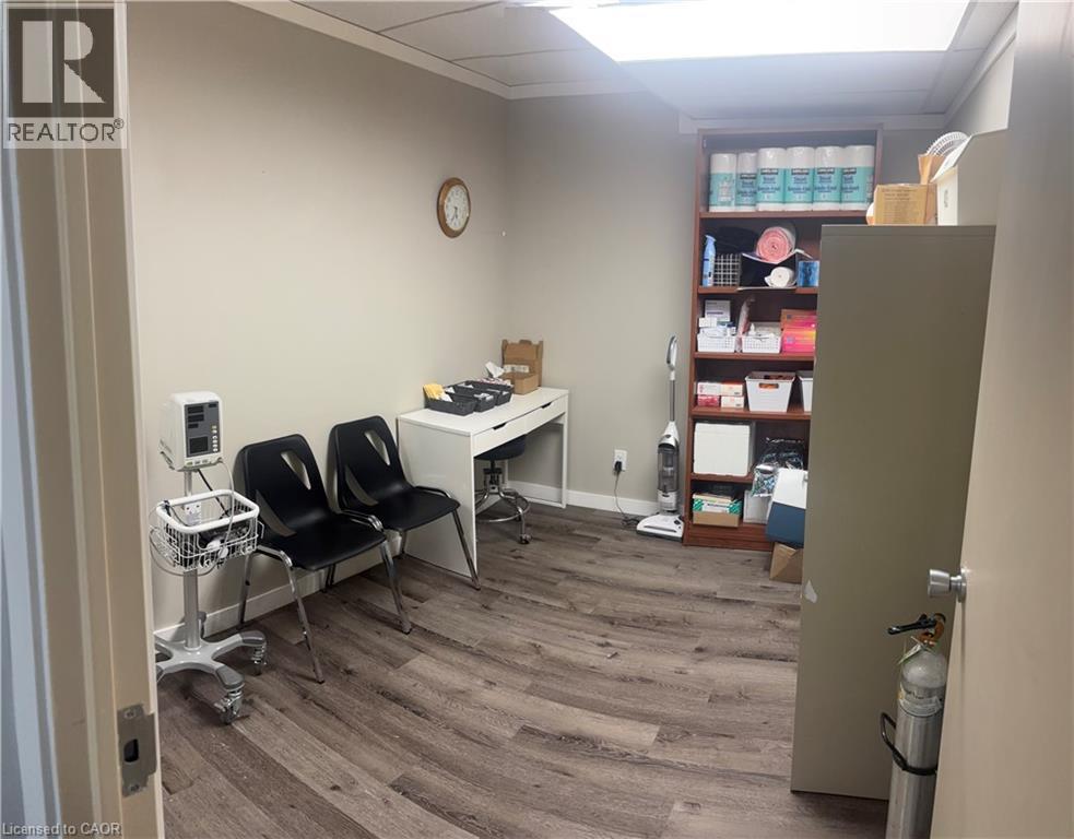 72 Brant Avenue Unit# 404, Brantford, Ontario  N3T 5Z8 - Photo 12 - 40815967