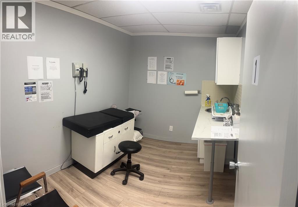 72 Brant Avenue Unit# 404, Brantford, Ontario  N3T 5Z8 - Photo 14 - 40815967