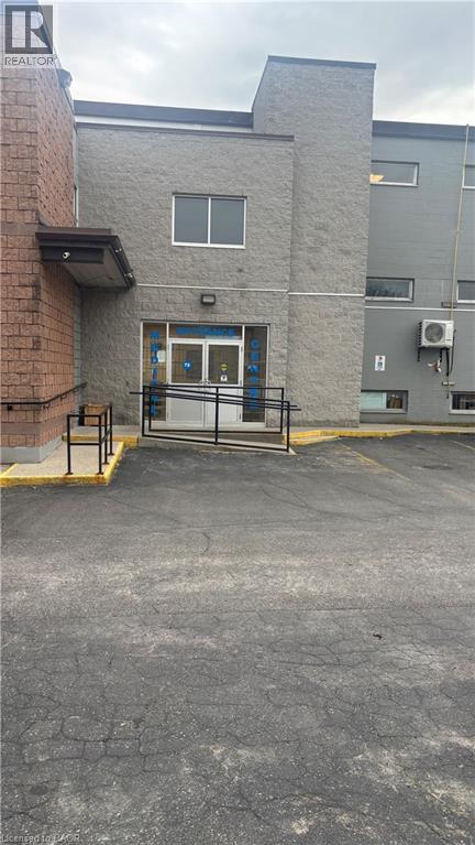 72 Brant Avenue Unit# 404, Brantford, Ontario  N3T 5Z8 - Photo 3 - 40815967