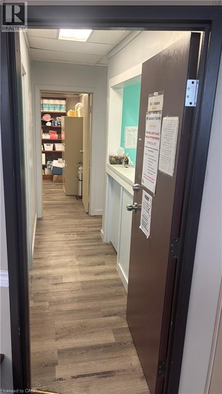 72 Brant Avenue Unit# 404, Brantford, Ontario  N3T 5Z8 - Photo 9 - 40815967