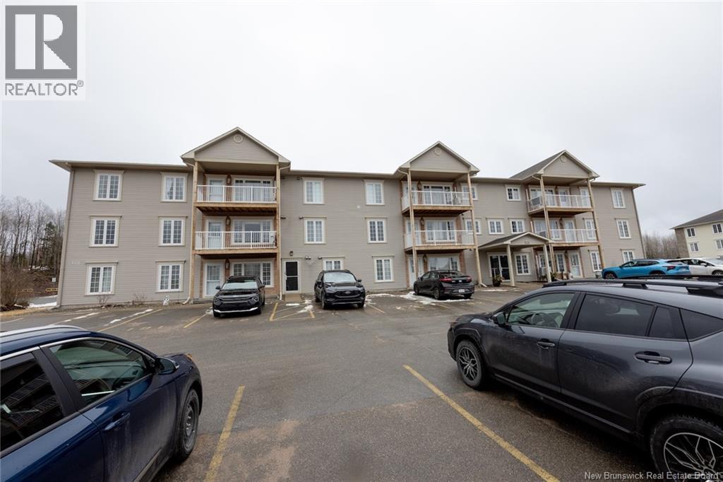 170 Valcour Drive Unit# 104, Fredericton, New Brunswick  E3C 0C9 - Photo 1 - NB136091