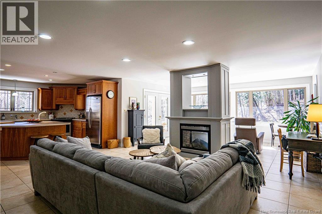 33 Ridgeview Drive, Keswick Ridge, New Brunswick  E6L 1R1 - Photo 11 - NB136063