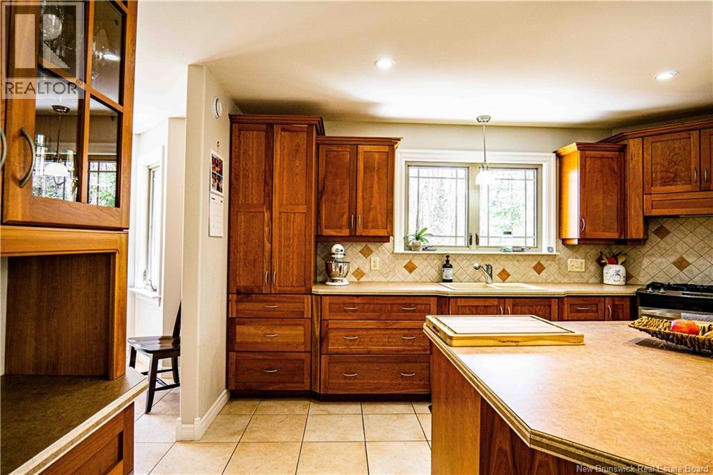 33 Ridgeview Drive, Keswick Ridge, New Brunswick  E6L 1R1 - Photo 16 - NB136063