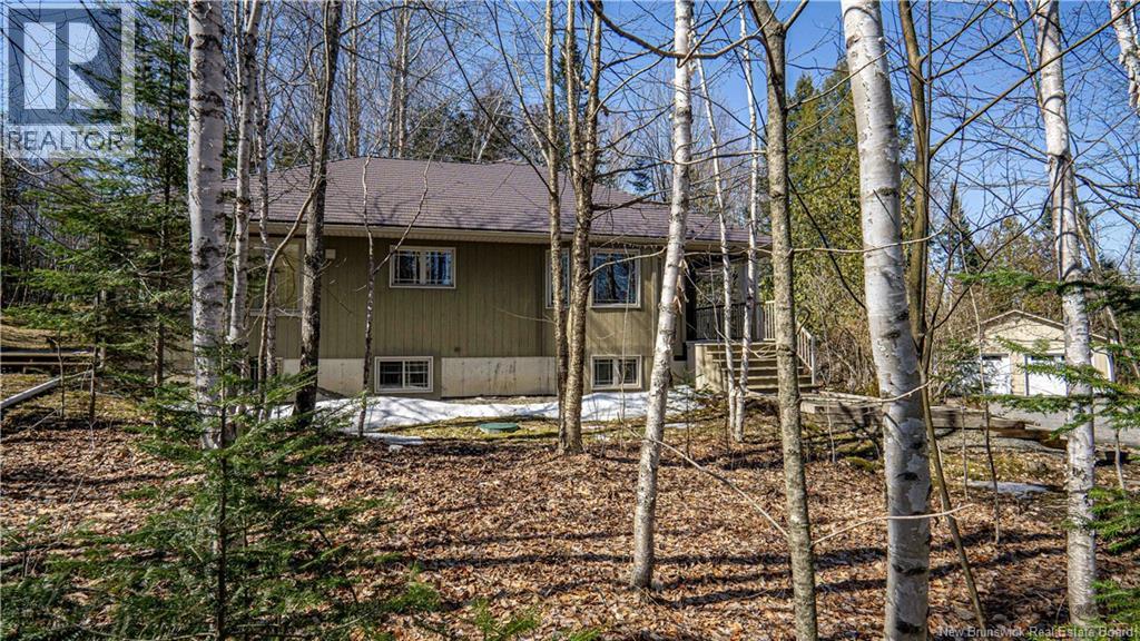 33 Ridgeview Drive, Keswick Ridge, New Brunswick  E6L 1R1 - Photo 6 - NB136063