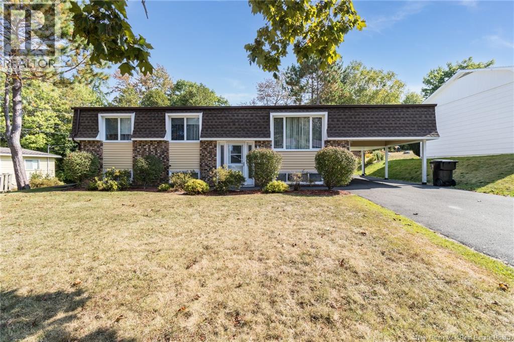 19 Mooers Drive, Fredericton, New Brunswick  E3C 1K9 - Photo 1 - NB135774