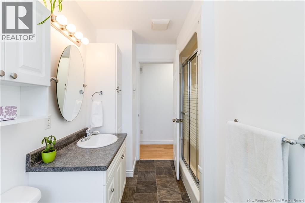 19 Mooers Drive, Fredericton, New Brunswick  E3C 1K9 - Photo 23 - NB135774