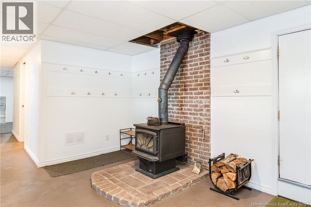 19 Mooers Drive, Fredericton, New Brunswick  E3C 1K9 - Photo 37 - NB135774