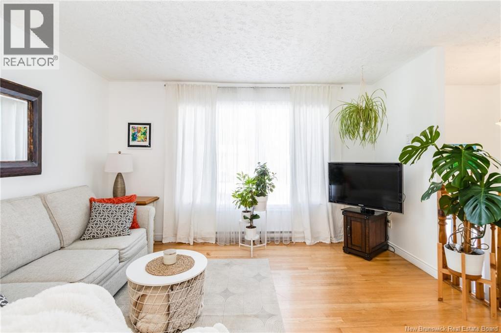 19 Mooers Drive, Fredericton, New Brunswick  E3C 1K9 - Photo 6 - NB135774