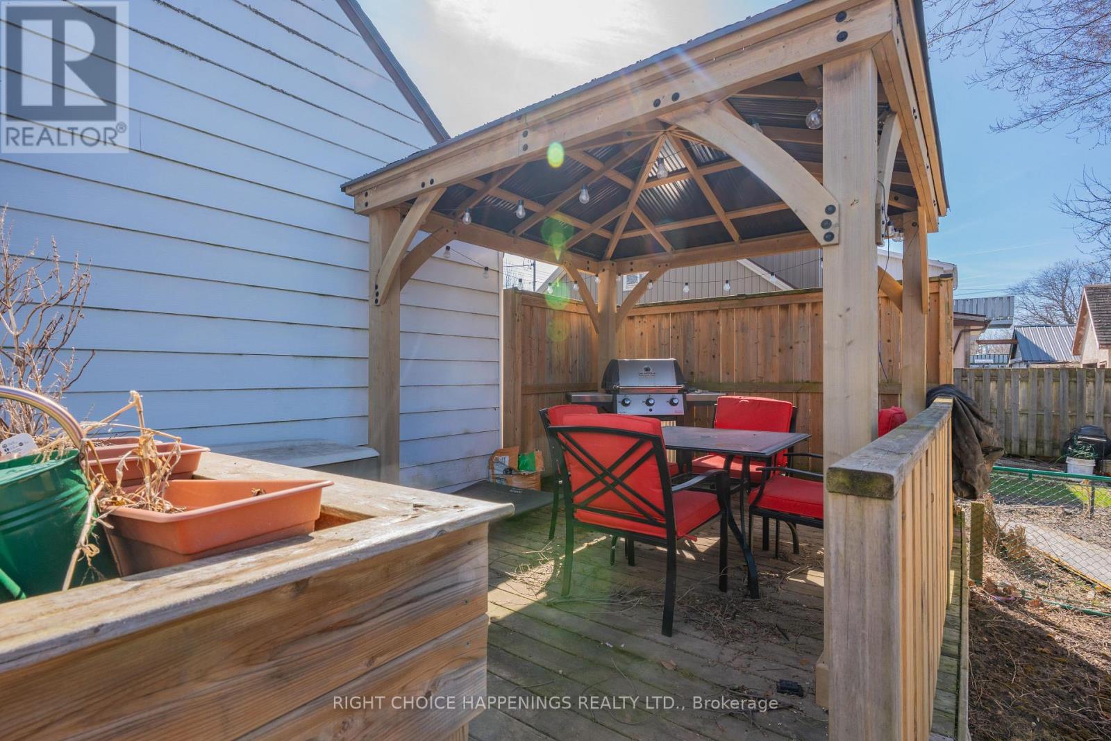 149 Oakwood Street, Port Colborne, Ontario  L3K 5G5 - Photo 10 - X12938122