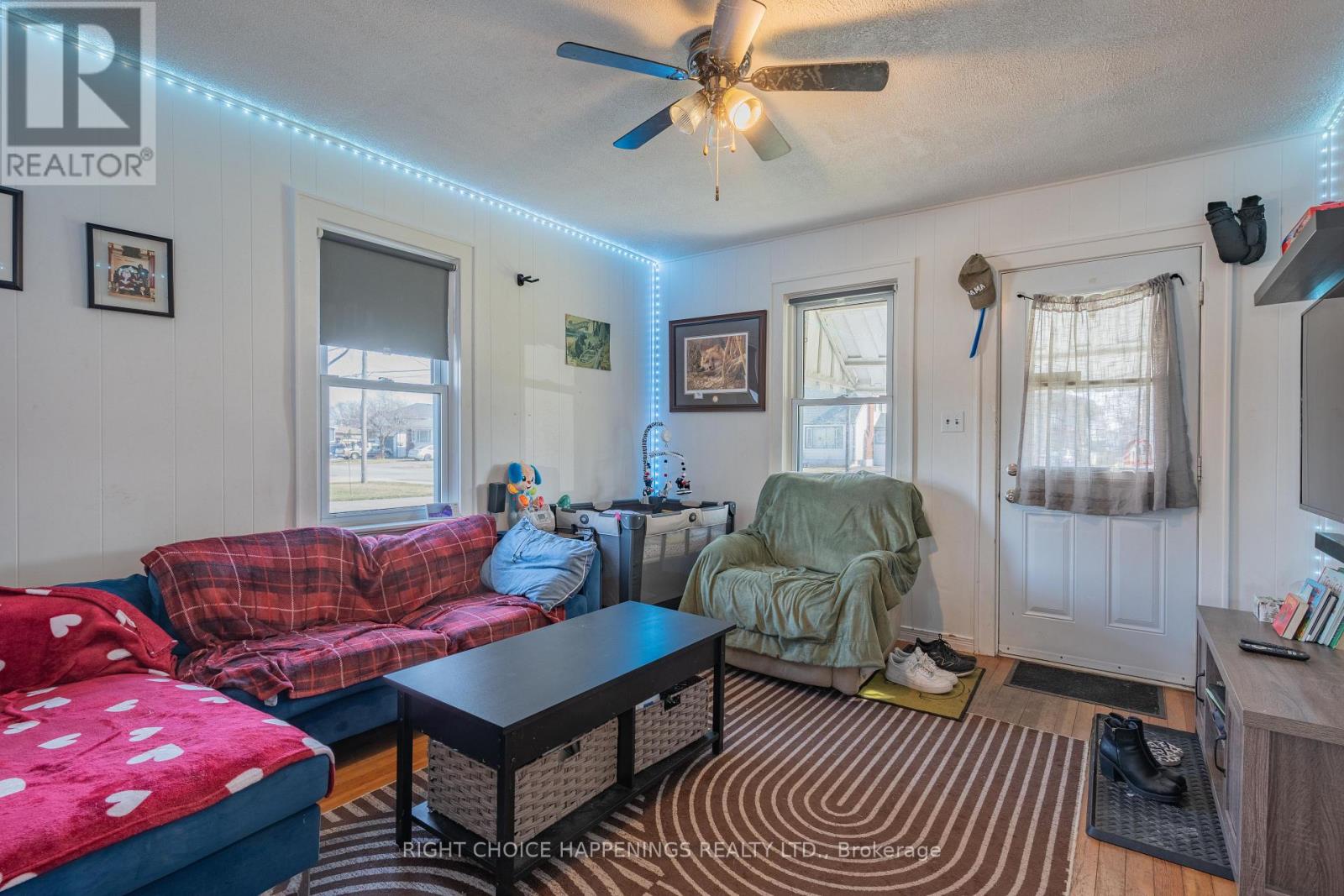 149 Oakwood Street, Port Colborne, Ontario  L3K 5G5 - Photo 4 - X12938122