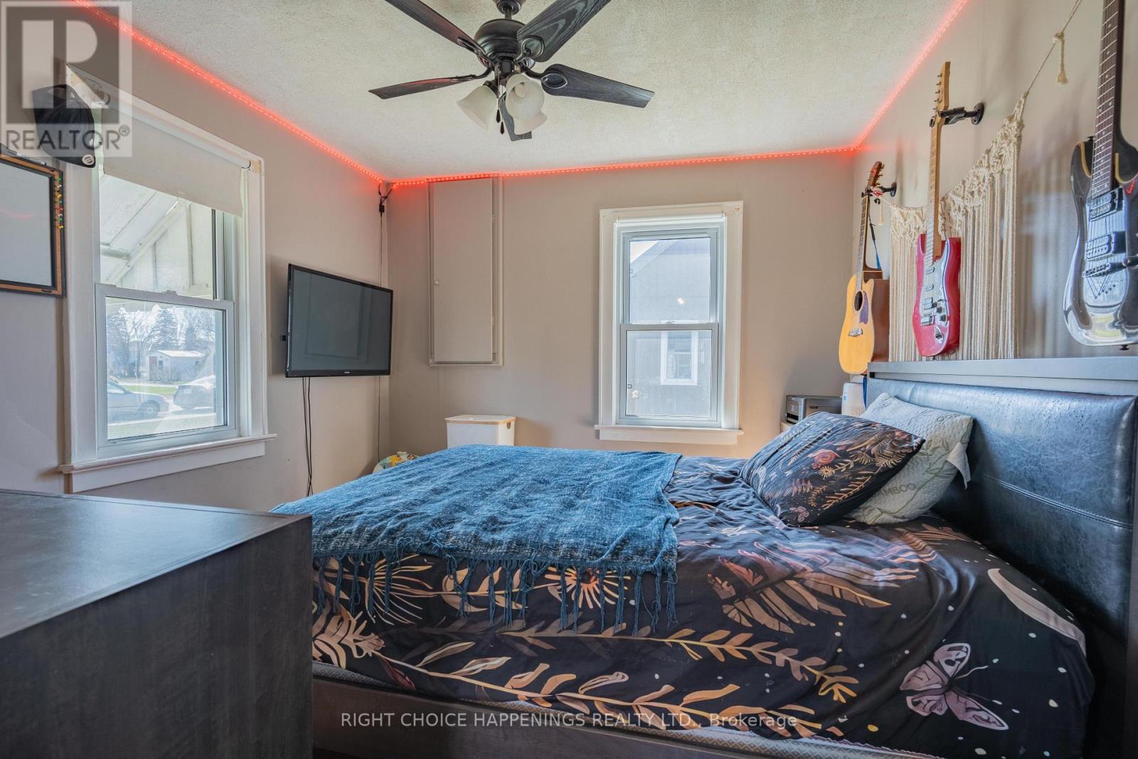 149 Oakwood Street, Port Colborne, Ontario  L3K 5G5 - Photo 6 - X12938122