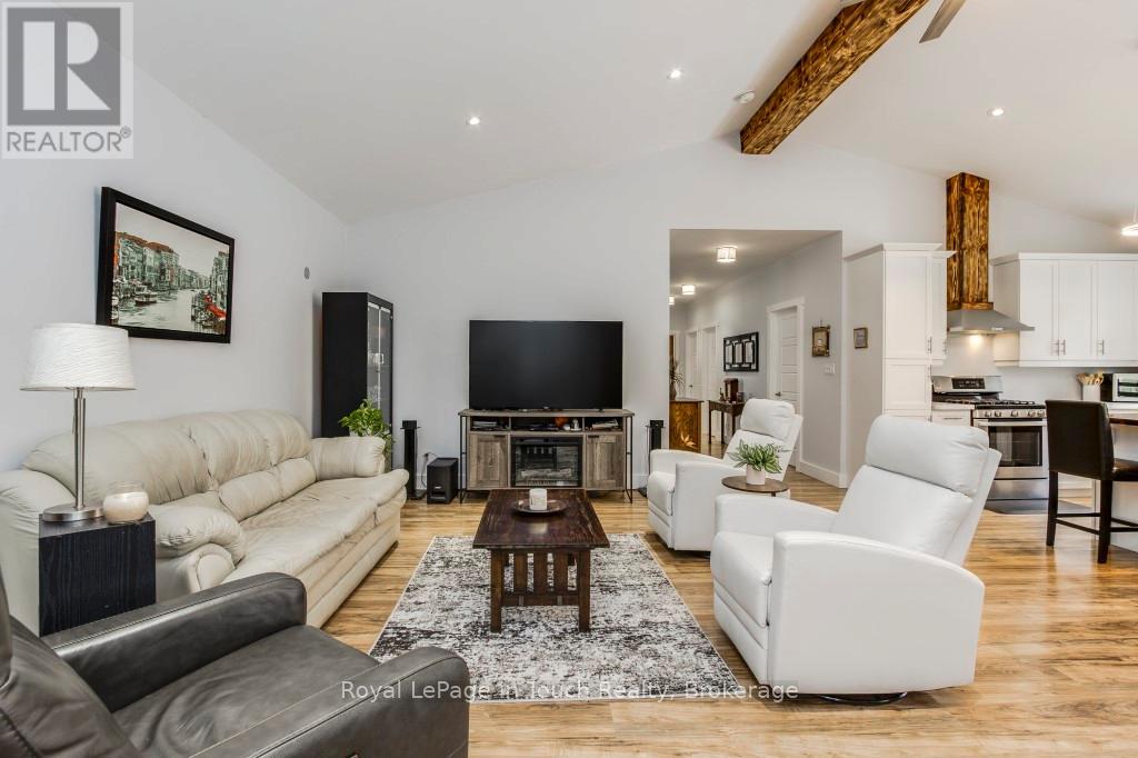 31 Earldom Boulevard, Tay (Port Mcnicoll), Ontario  L0K 1R0 - Photo 7 - S12938124