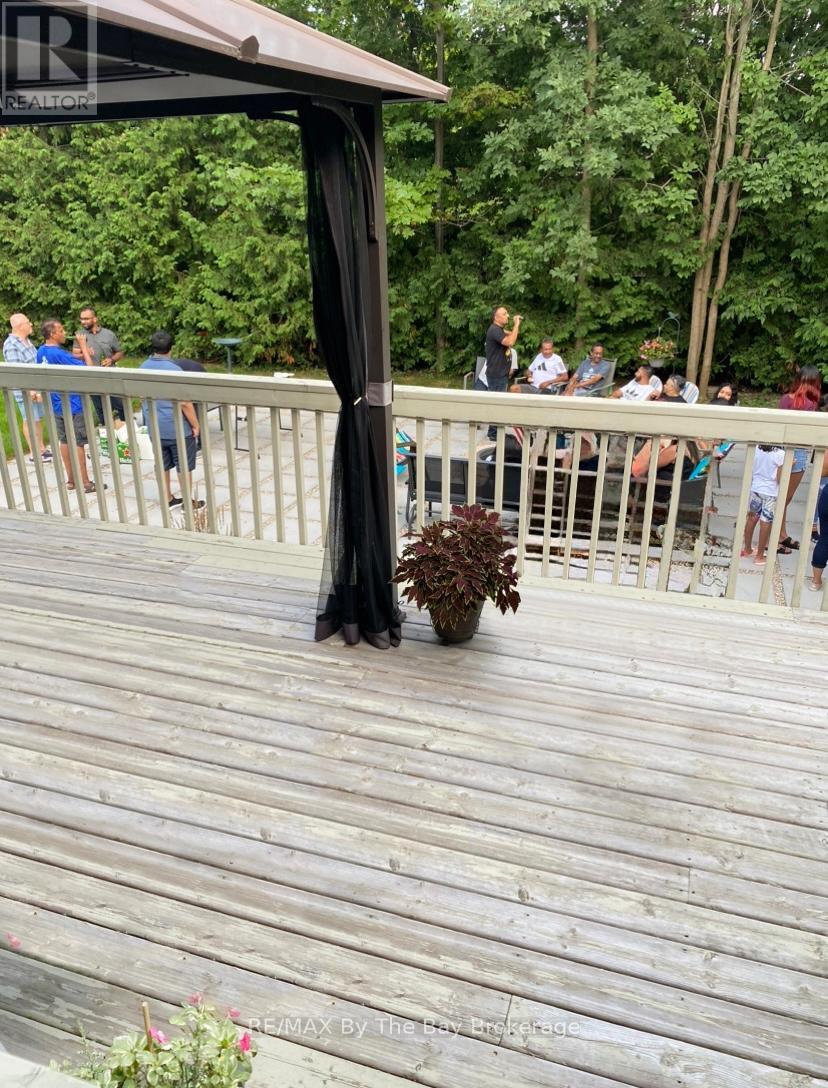 99 Lily Drive, Wasaga Beach, Ontario  L9Z 2Z2 - Photo 27 - S12938126