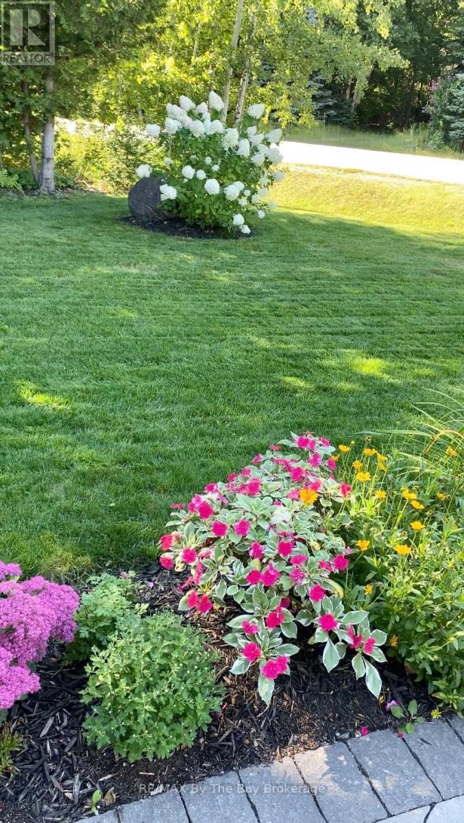 99 Lily Drive, Wasaga Beach, Ontario  L9Z 2Z2 - Photo 29 - S12938126