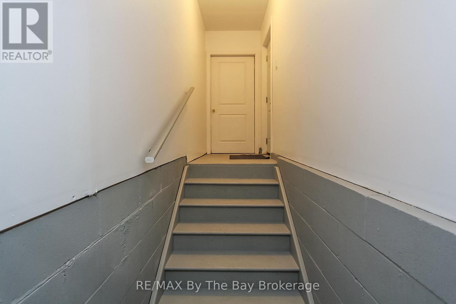 99 Lily Drive, Wasaga Beach, Ontario  L9Z 2Z2 - Photo 37 - S12938126