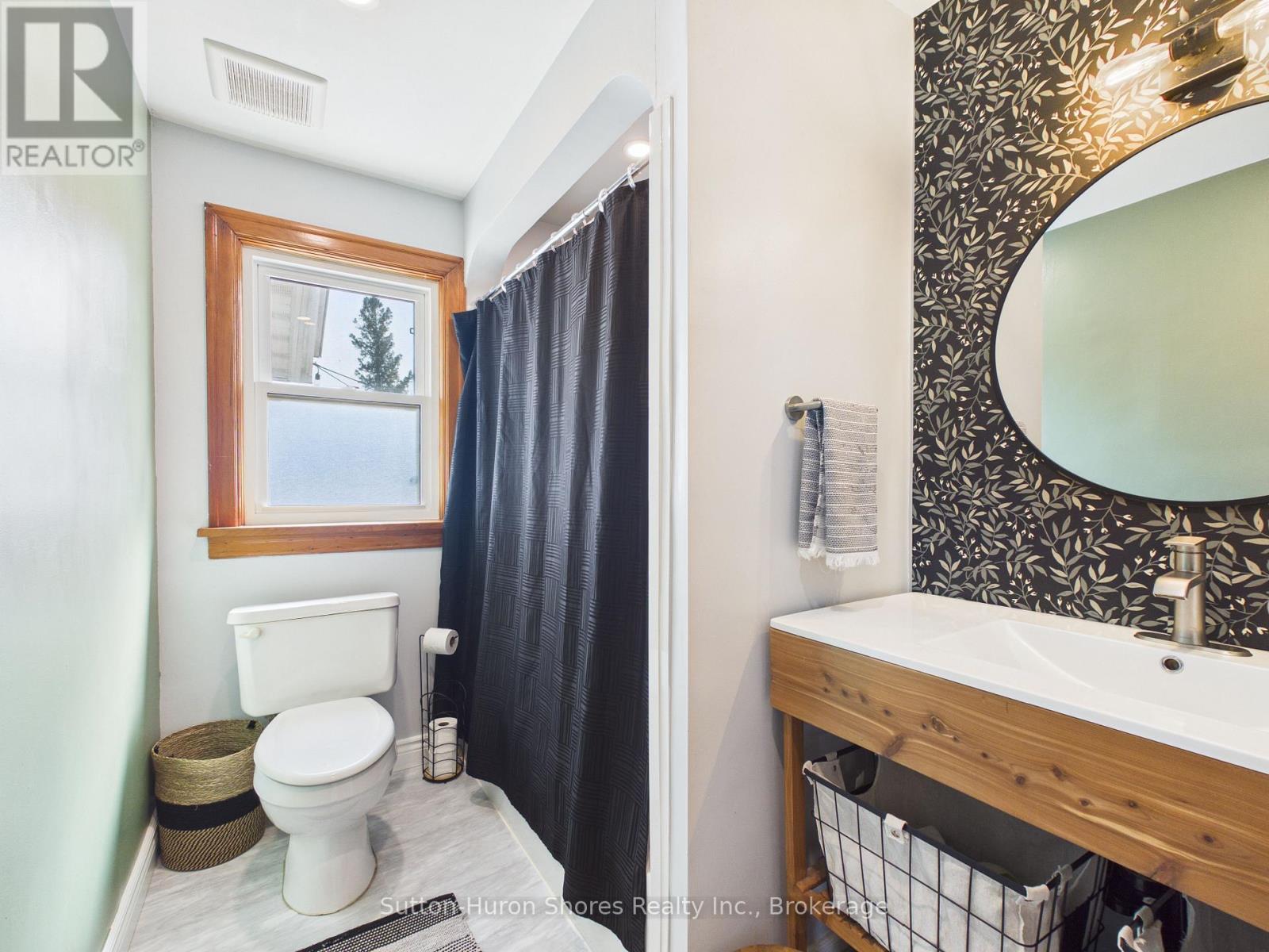 7760 Highway 21 Highway, Arran-Elderslie, Ontario  N0H 1A0 - Photo 20 - X12938104