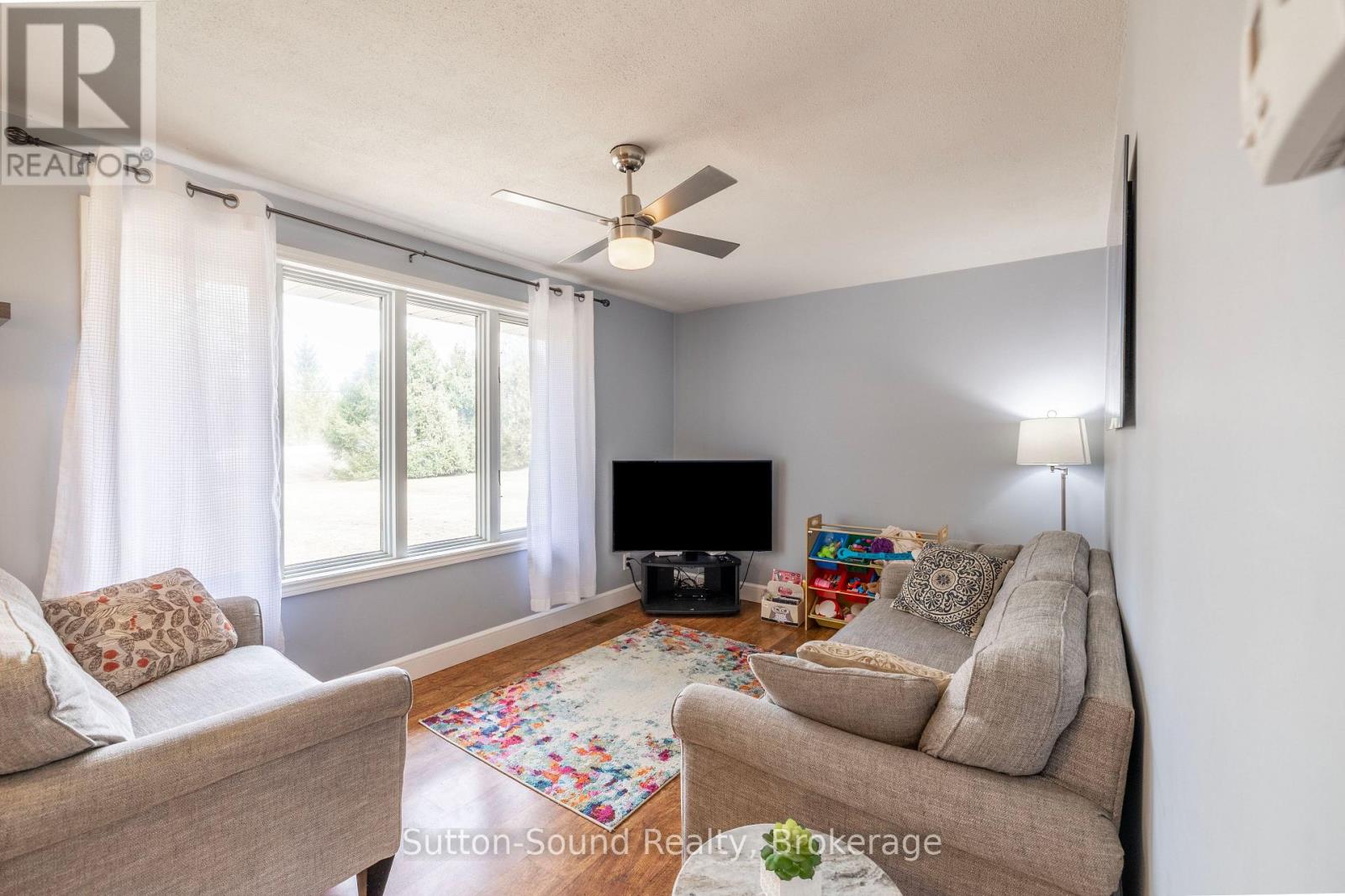 102710 Grey Road 18, Georgian Bluffs, Ontario  N4K 5N6 - Photo 11 - X12938134