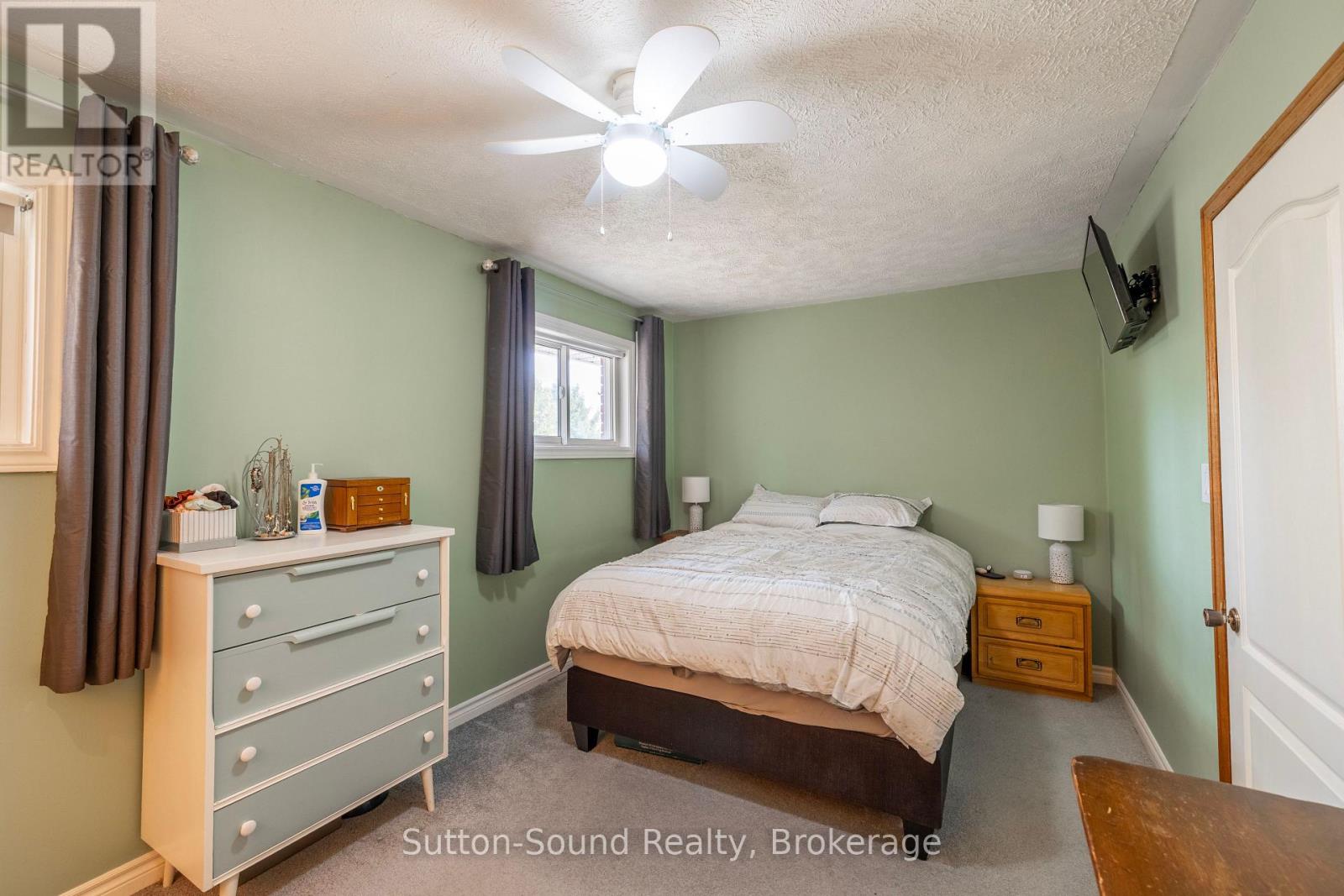 102710 Grey Road 18, Georgian Bluffs, Ontario  N4K 5N6 - Photo 12 - X12938134