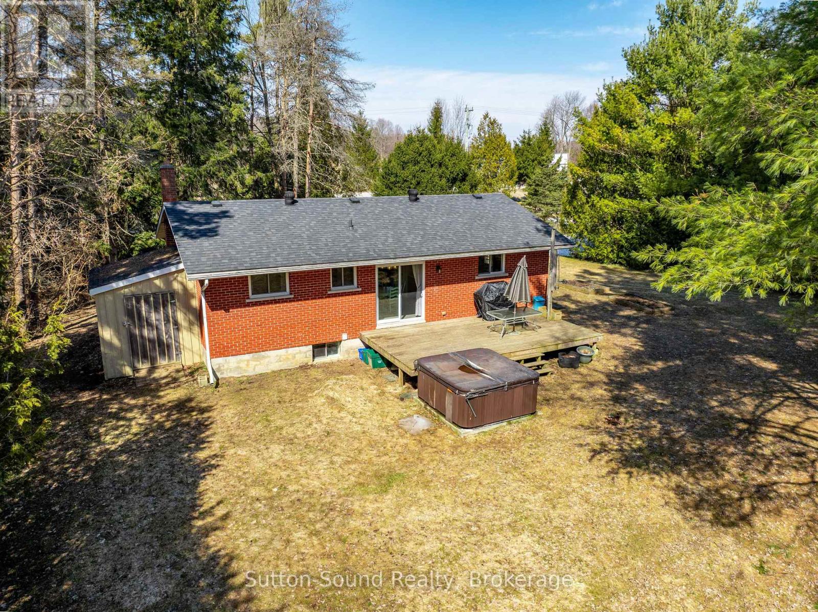 102710 Grey Road 18, Georgian Bluffs, Ontario  N4K 5N6 - Photo 29 - X12938134