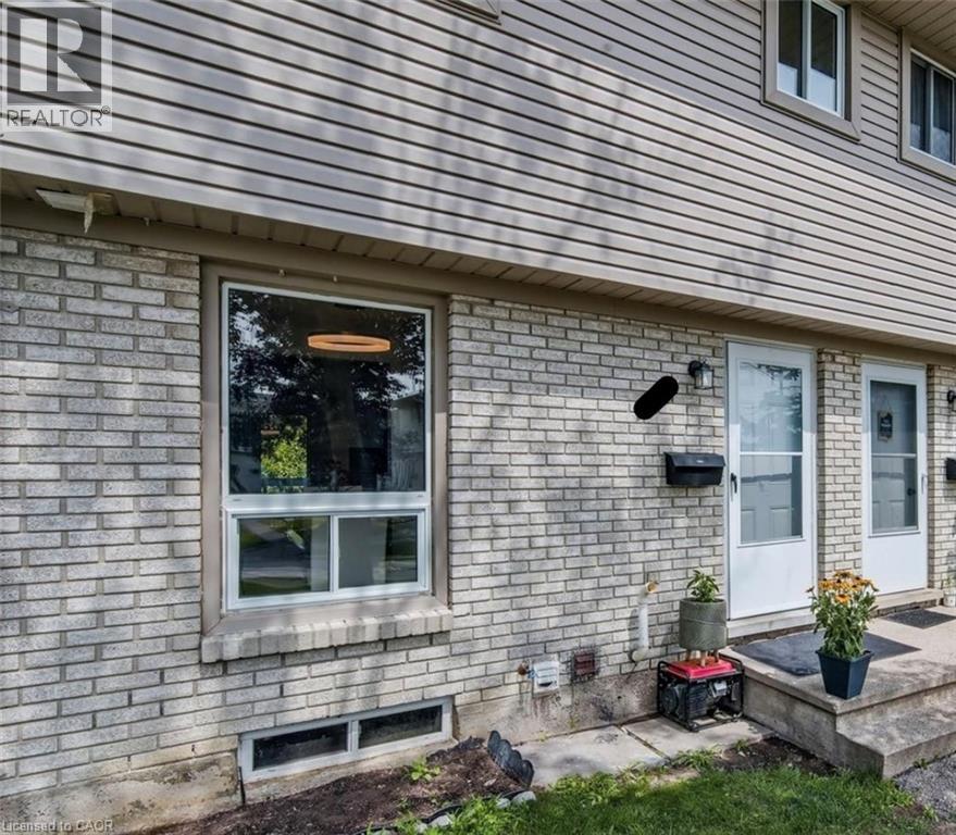 700 PAISLEY Road Unit# 24, Guelph, Ontario
