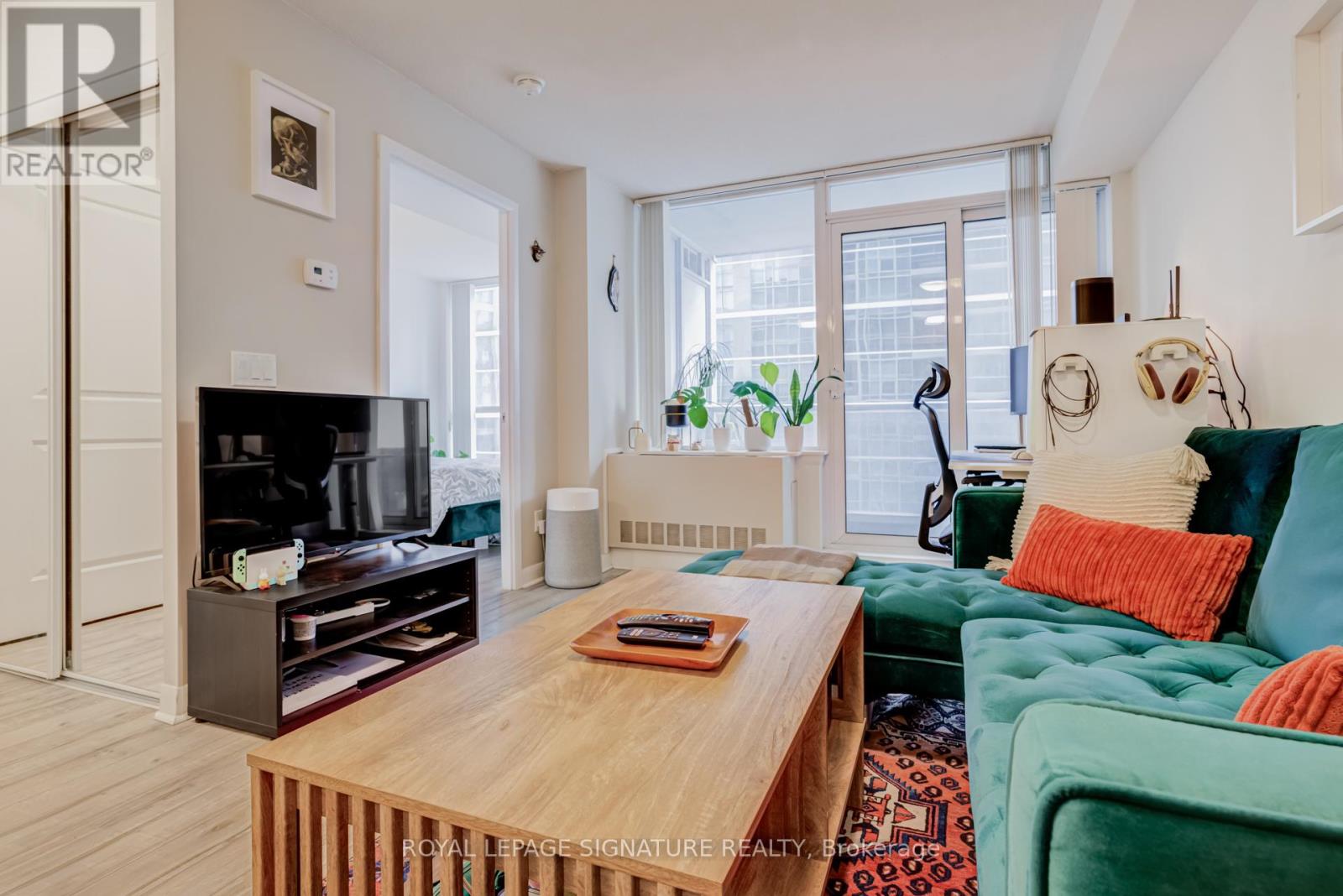 1011 - 4978 Yonge Street, Toronto (Lansing-Westgate), Ontario  M2N 7G8 - Photo 6 - C12938108