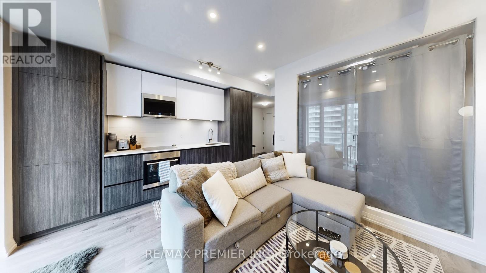 3711 - 8 Widmer Street, Toronto, Ontario  M5V 0W6 - Photo 10 - C12938130