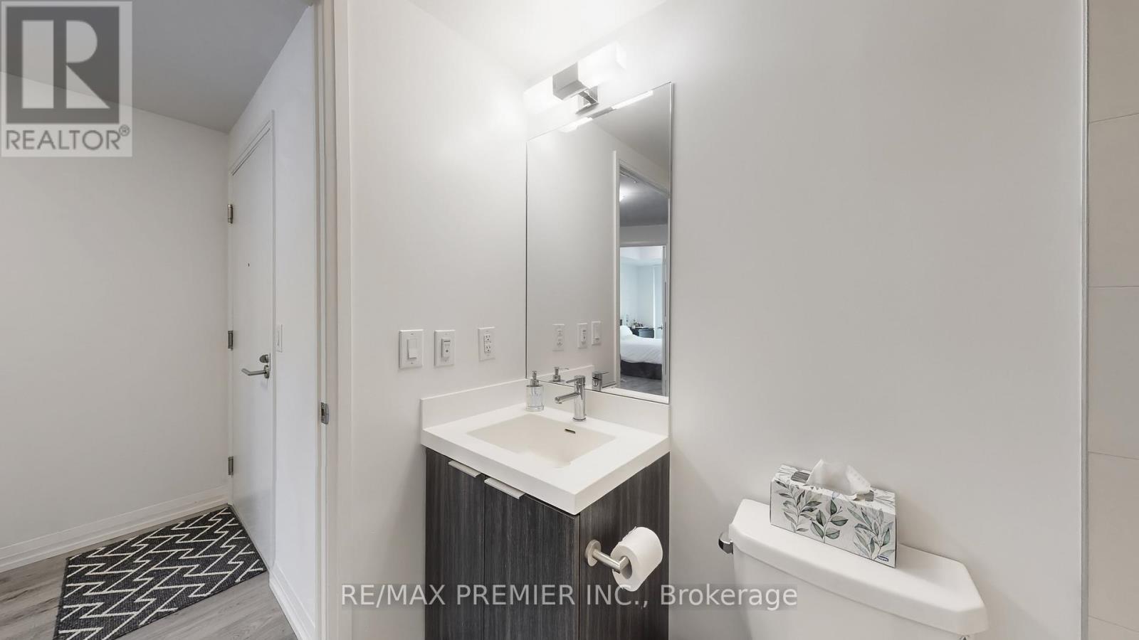 3711 - 8 Widmer Street, Toronto, Ontario  M5V 0W6 - Photo 20 - C12938130